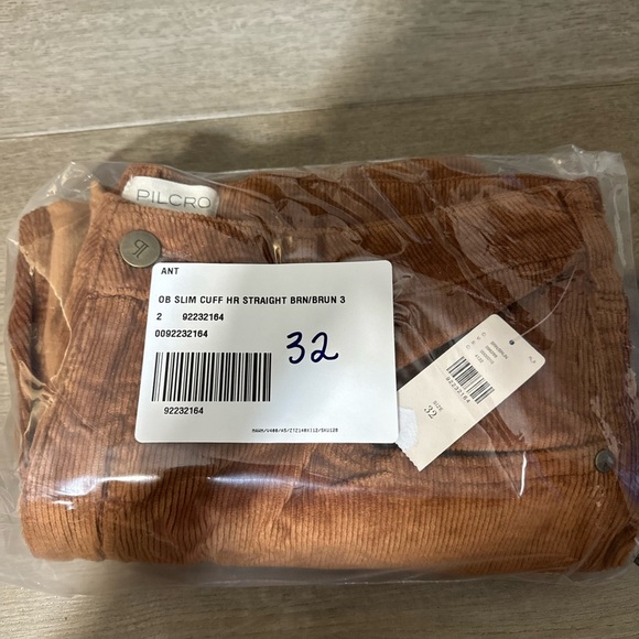 NWT The Scotty Cuffed High-Rise Straight-Leg Jean by Pilcro: Corduroy Edition☀️🟡 - Picture 7 of 9